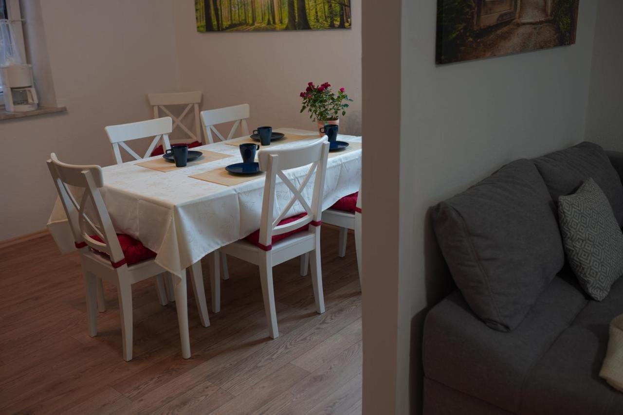 Pension - Gaestehaus Zum Pfaelzerwald Hinterweidenthal المظهر الخارجي الصورة
