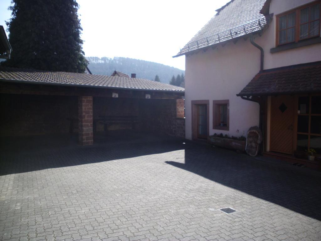 Pension - Gaestehaus Zum Pfaelzerwald Hinterweidenthal المظهر الخارجي الصورة