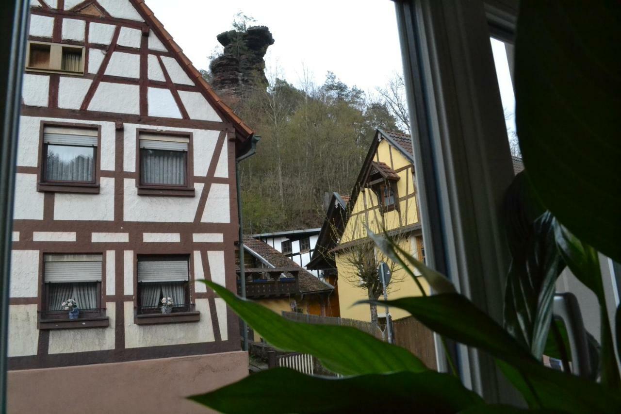 Pension - Gaestehaus Zum Pfaelzerwald Hinterweidenthal المظهر الخارجي الصورة